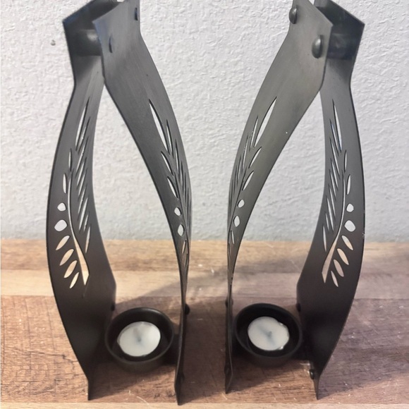 Set of Two Dark Bronze Metal Distressed Leaf Design Candle Holders w/Tea Lights - Picture 2 of 9